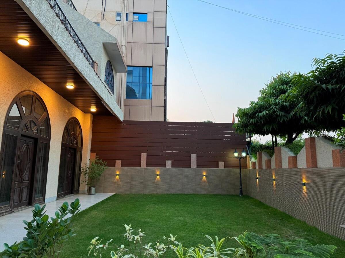 Palm Mansion By Palm Leisure Stays Jaipur Eksteriør billede